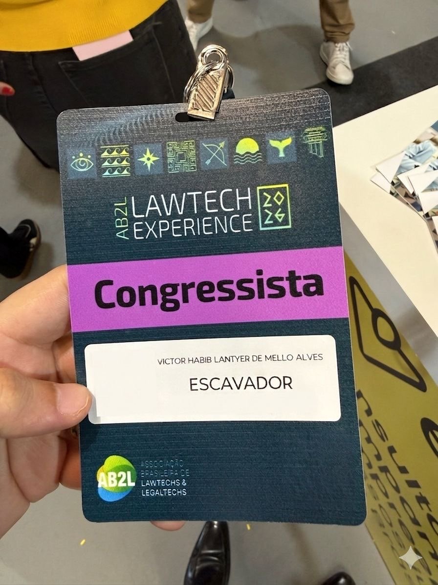 Credencial de Victor Habib Lantyer como congressista do Escavador no AB2L Experience